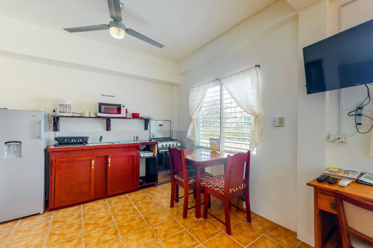 Willow 2 At Island Cabanas Gold Standard Certified Caye Caulker Buitenkant foto